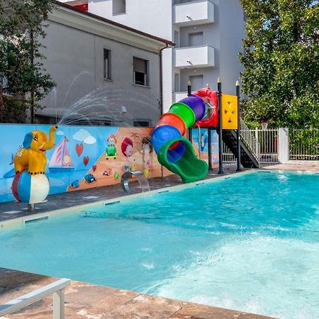 Residence Filmare ริชชิโอเน ภายนอก รูปภาพ